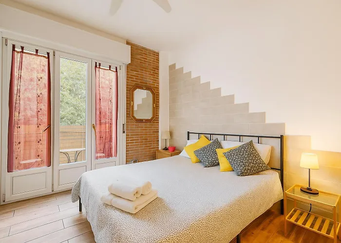 Europe Station House * パルマ