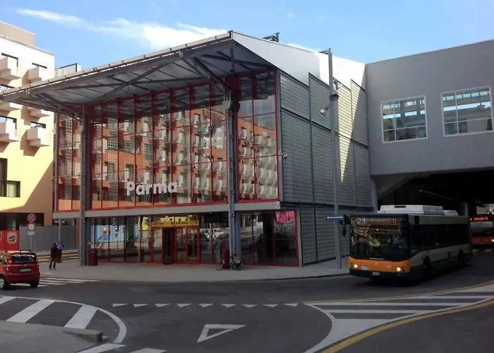 Europe Station House パルマ